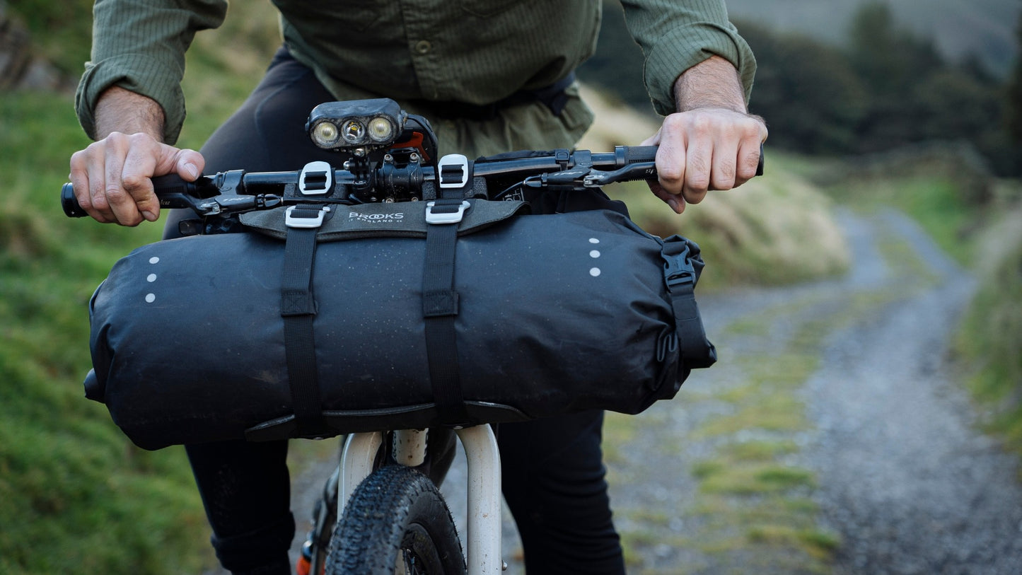 BROOKS SCAPE ROLL Lenkertasche Schwarz