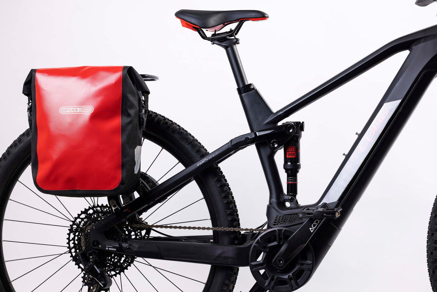 Hinterer Gepäckträger mit universeller Taschenhalterung AEROE Spider