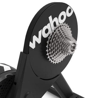 WAHOO KICKR CORE V2 — Nahaufnahme der montierten Kassette