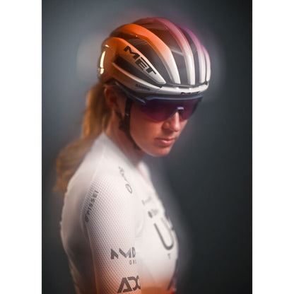 Rennradhelm MET TRENTA 3K CARBON MIPS UAE TEAM ADQ 2026 Violett/Orange