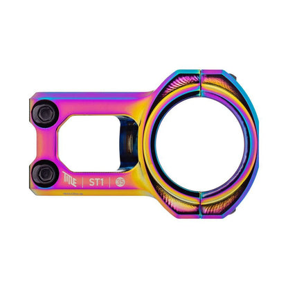TITLE ST1 Vorbau in Oil Slick — Seitenansicht auf weißem Hintergrund