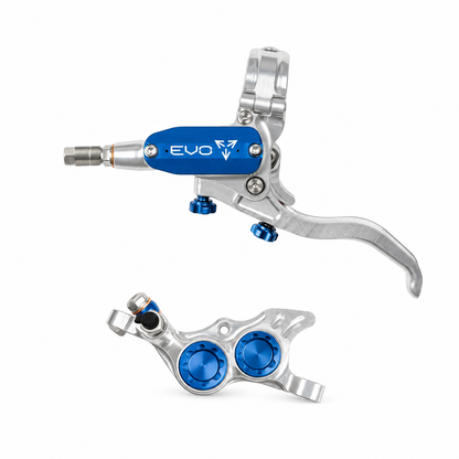 HOPE TECH 4 EVO TR4 Bremse Silber/Blau — Bremshebel und Bremssattel vor weißem Hintergrund