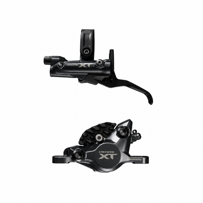 SHIMANO XT M8200 XC-Bremse mit 2 Kolben — Bremshebel und Bremssattel vor weißem Hintergrund